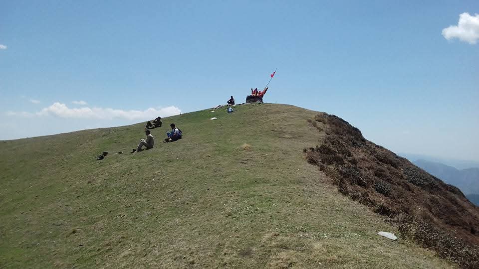 Peak of Lambri top